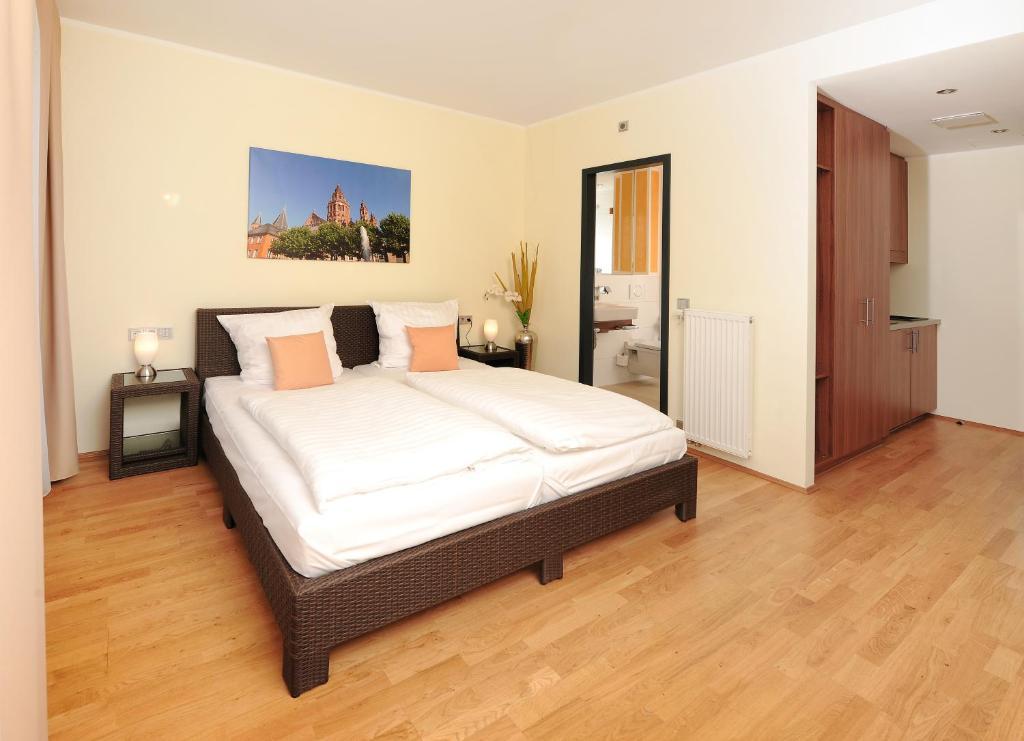 Guesthouse Maguncia Habitación foto